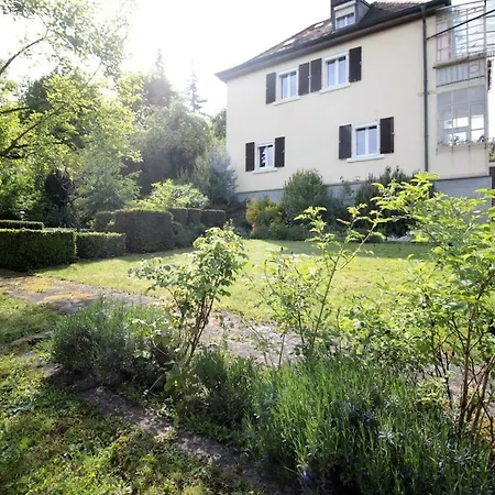 Attraktive 3-zimmerwohnung In Bester Wohnlage アパート